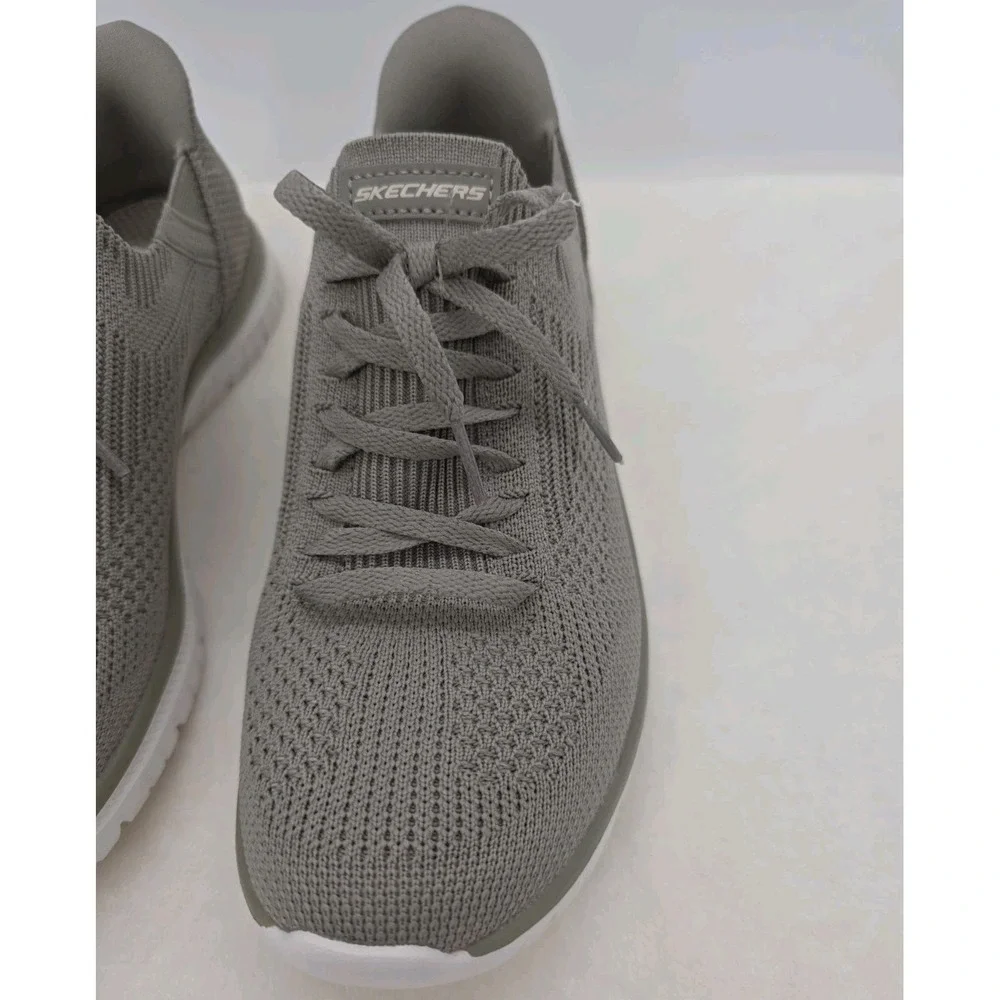 NWT Skechers Women's Slip-Ins Swift Fit Gray Taupe Comfort Sneakers 7.5